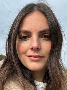 Meet your Posher, Rebeca